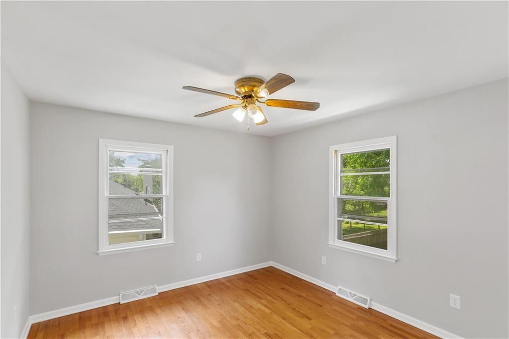313 Johnson Drive — photo 10