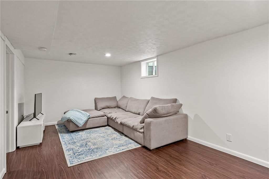 2912 W 75th Street — photo 23