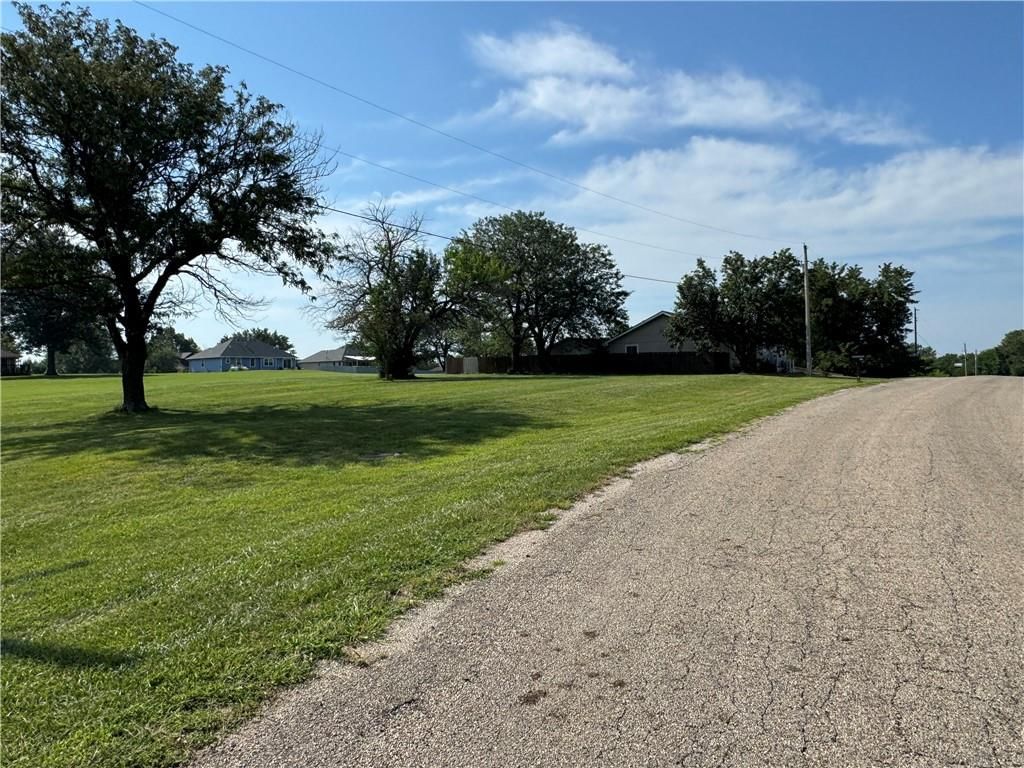 7882 Seneca Lake Road — photo 14