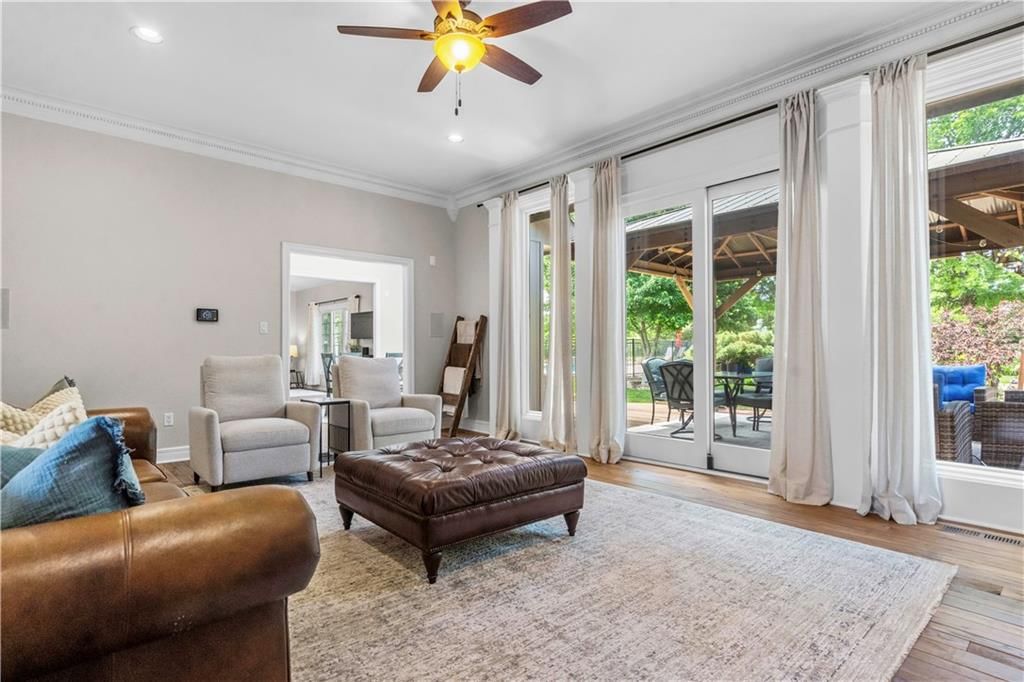 15618 Meadowbrook Court — photo 12