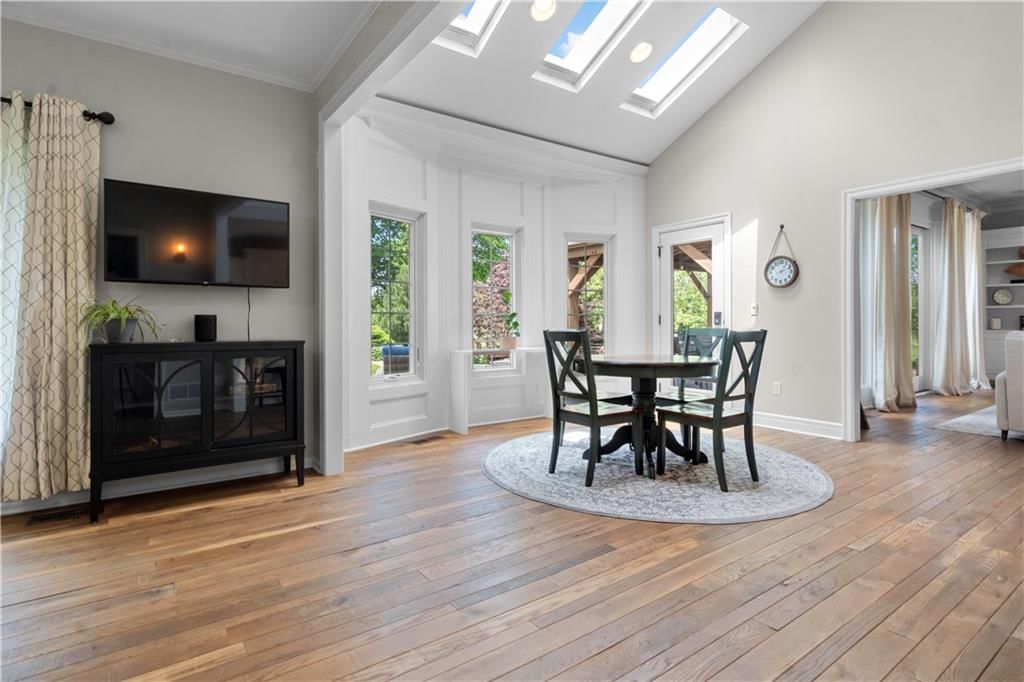 15618 Meadowbrook Court — photo 17