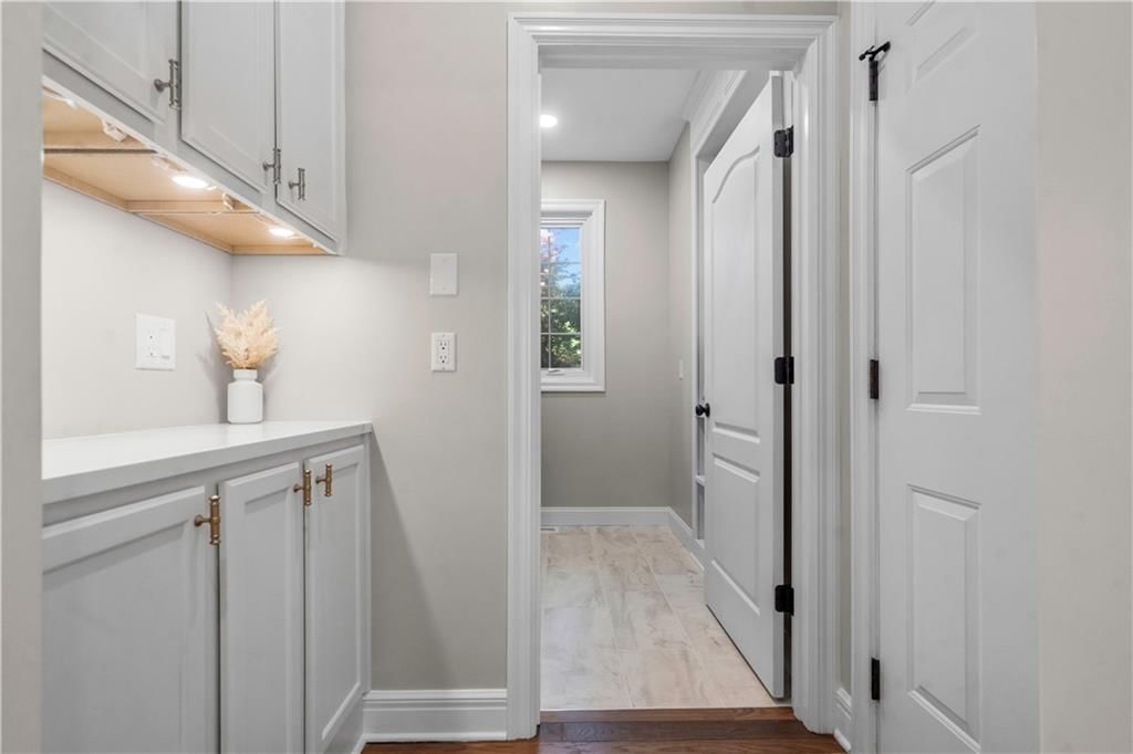 15618 Meadowbrook Court — photo 31