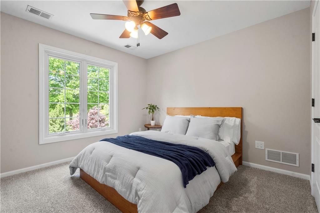 15618 Meadowbrook Court — photo 51