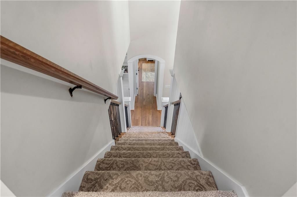 15618 Meadowbrook Court — photo 52