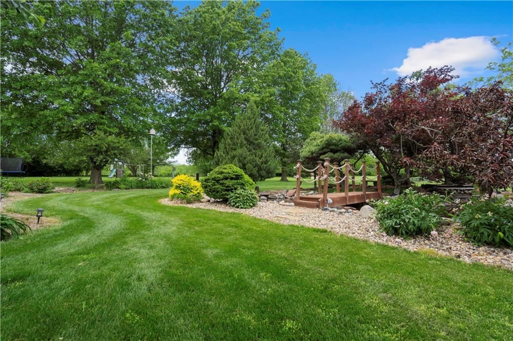 15618 Meadowbrook Court — photo 61