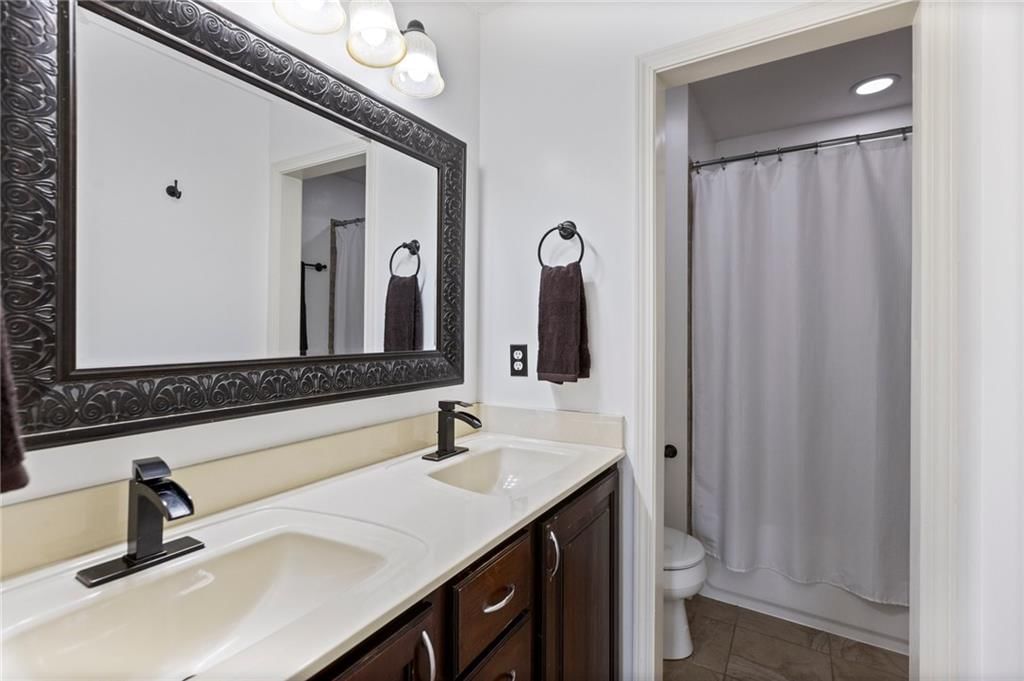 14401 Craig Avenue — photo 21