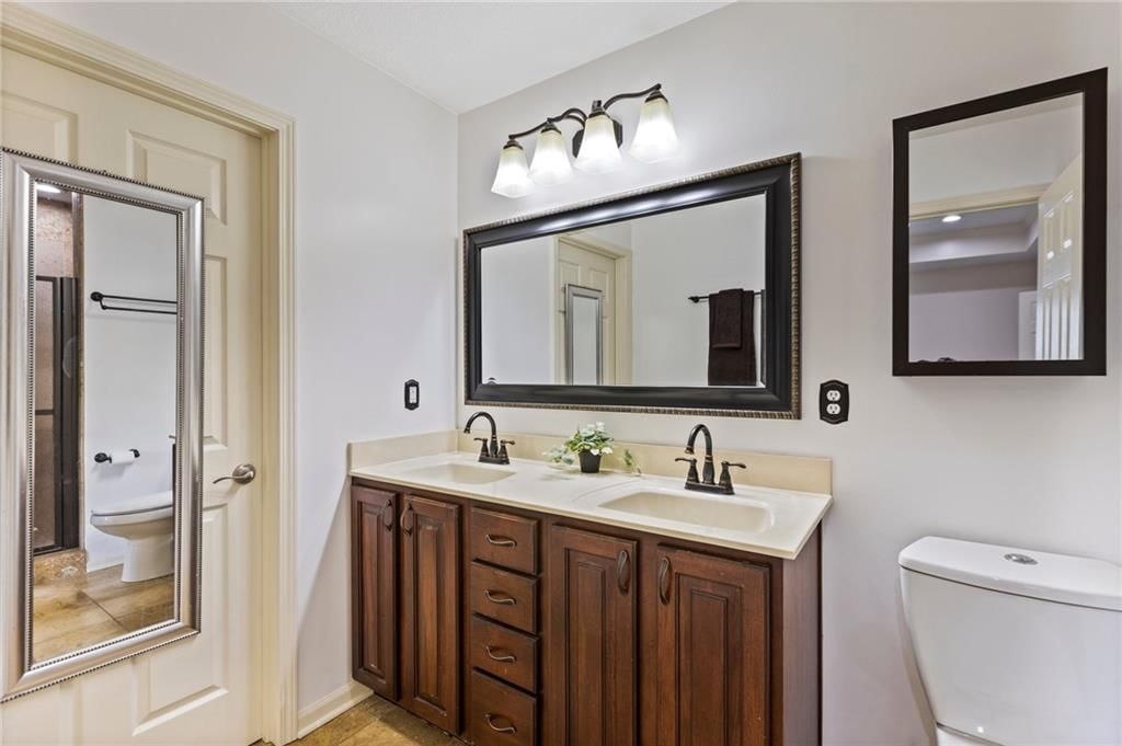 14401 Craig Avenue — photo 25