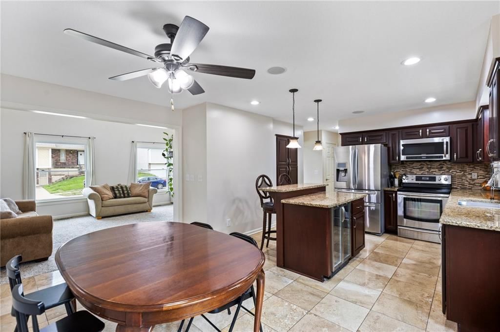 14401 Craig Avenue — photo 8
