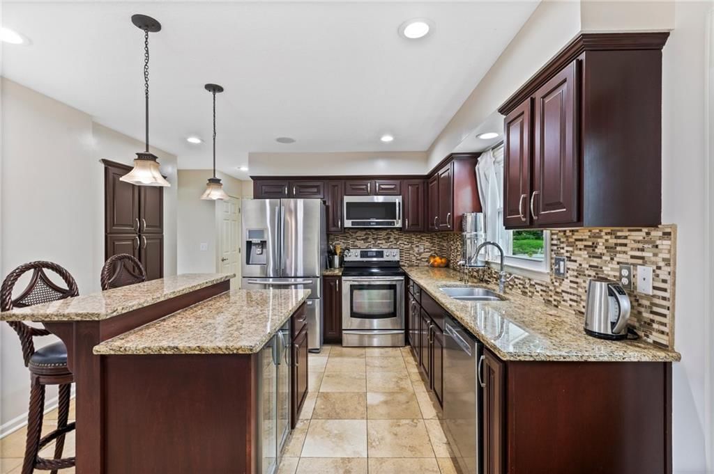 14401 Craig Avenue — photo 9