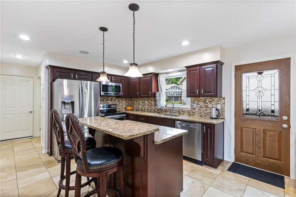 14401 Craig Avenue — photo 10