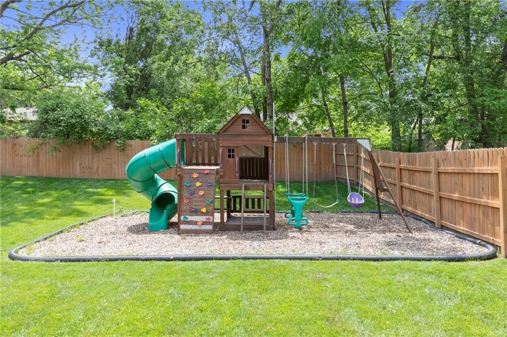 1601 E Haven Lane — photo 31