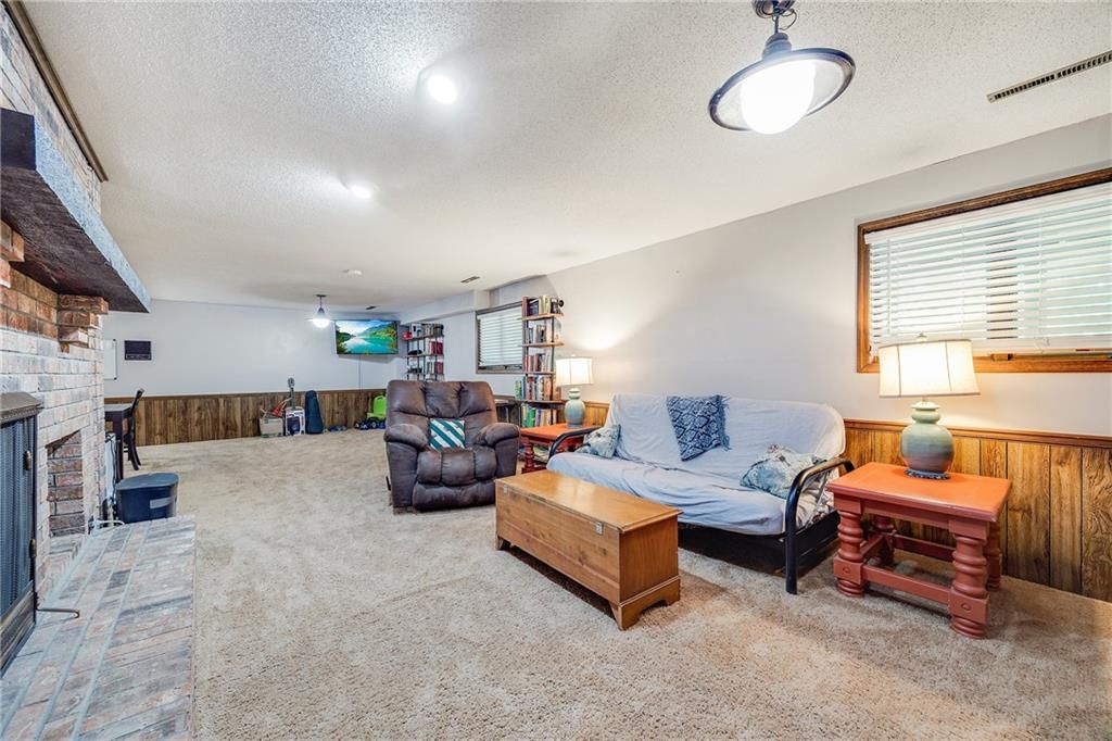 101 W Kelling Avenue — photo 13