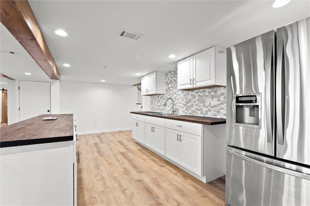 300 SW Green Teal Street — photo 30