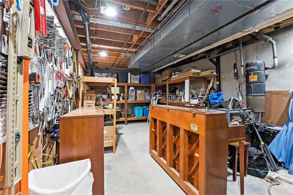 300 SW Green Teal Street — photo 38