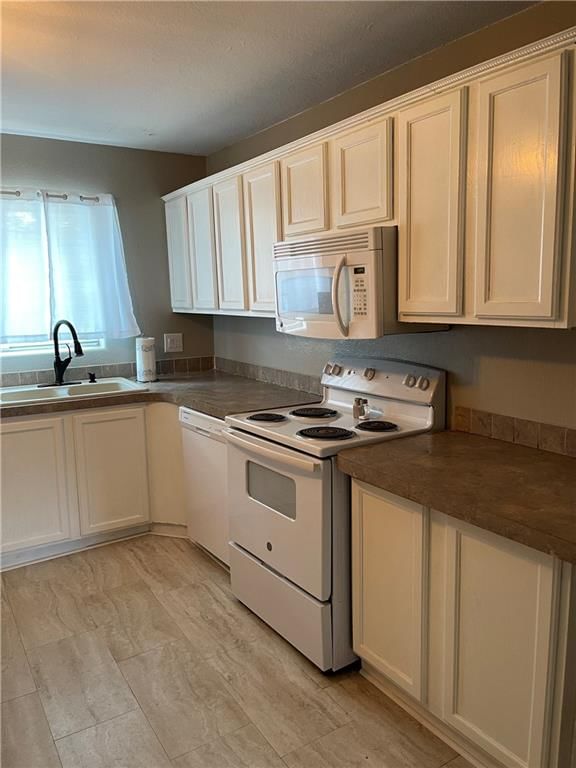 106 S Washington Avenue — photo 8
