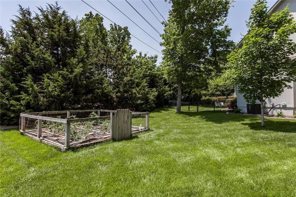 14169 W 115th Terrace — photo 29
