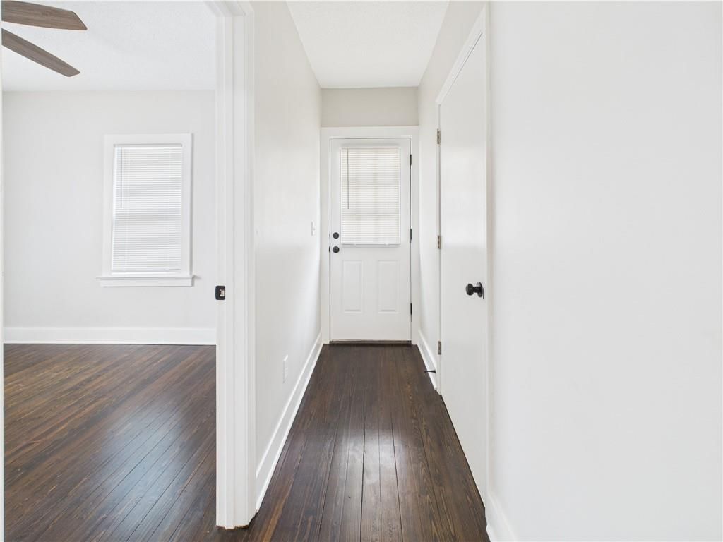 805 Beacon Avenue — photo 12