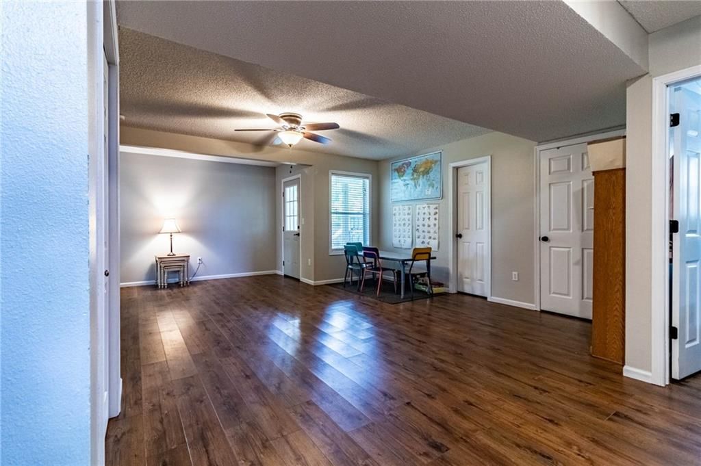 816 Hazelwood Court — photo 28