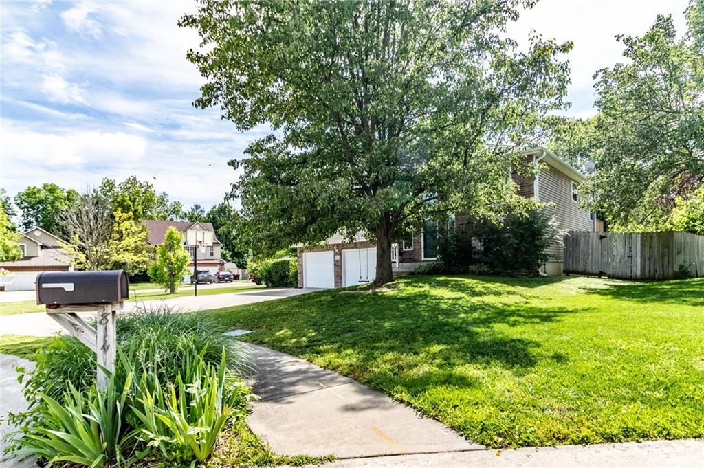 816 Hazelwood Court — photo 5