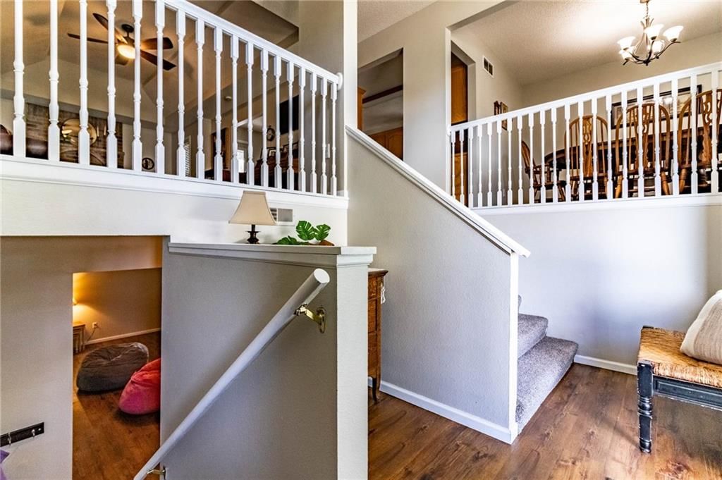 816 Hazelwood Court — photo 6