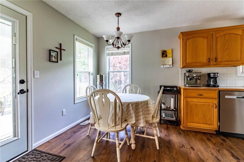 816 Hazelwood Court — photo 10