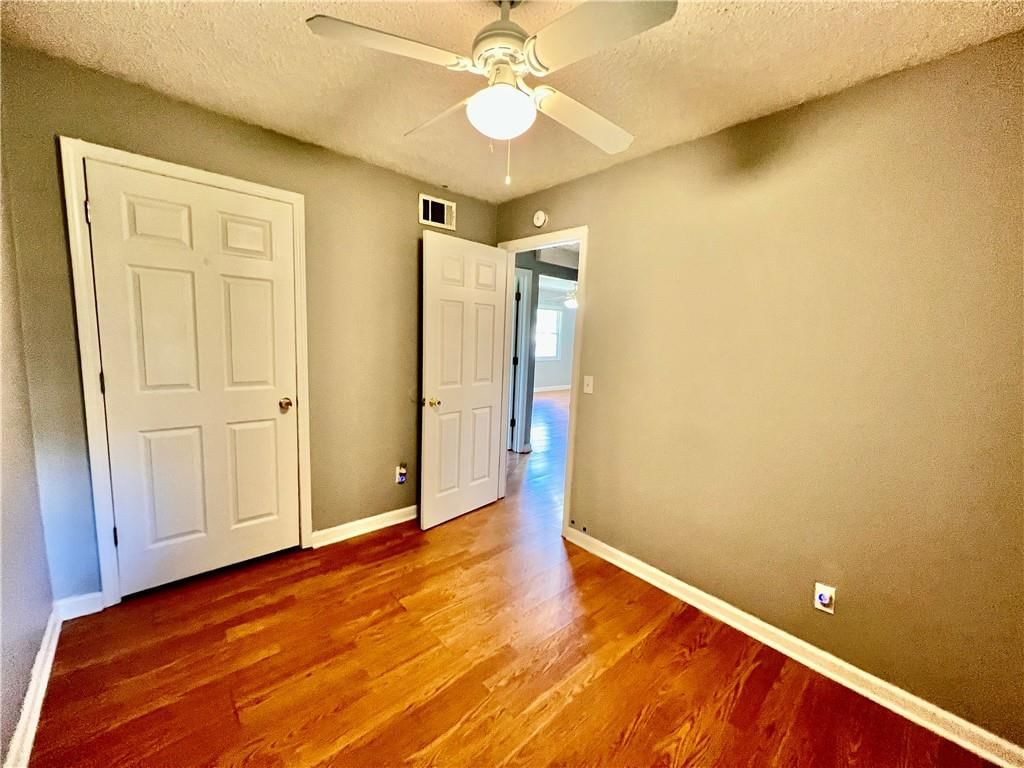 1208 E 80th Street — photo 8