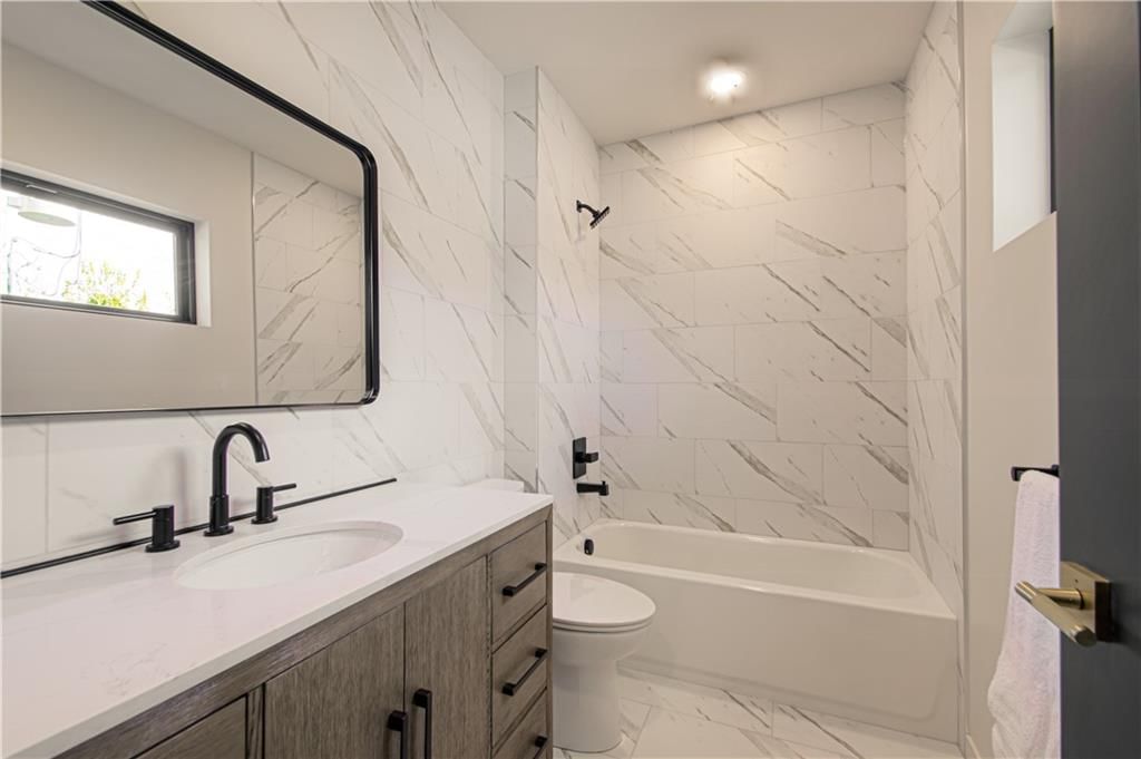 4620 Genessee Street — photo 36