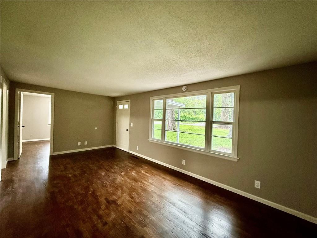 1202 Duck Road — photo 2