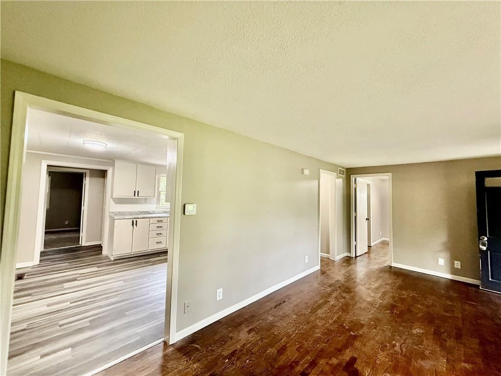 1202 Duck Road — photo 4