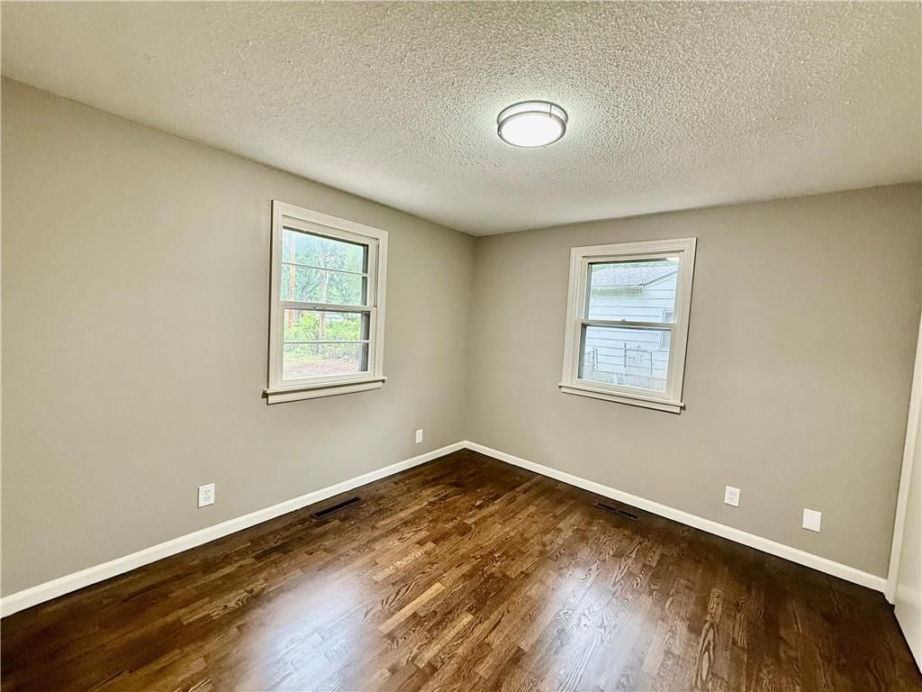 1202 Duck Road — photo 9