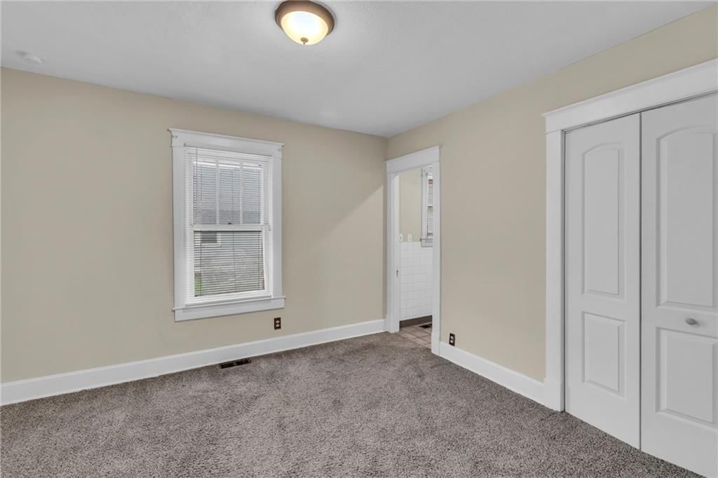 1403 S STERLING Avenue — photo 13