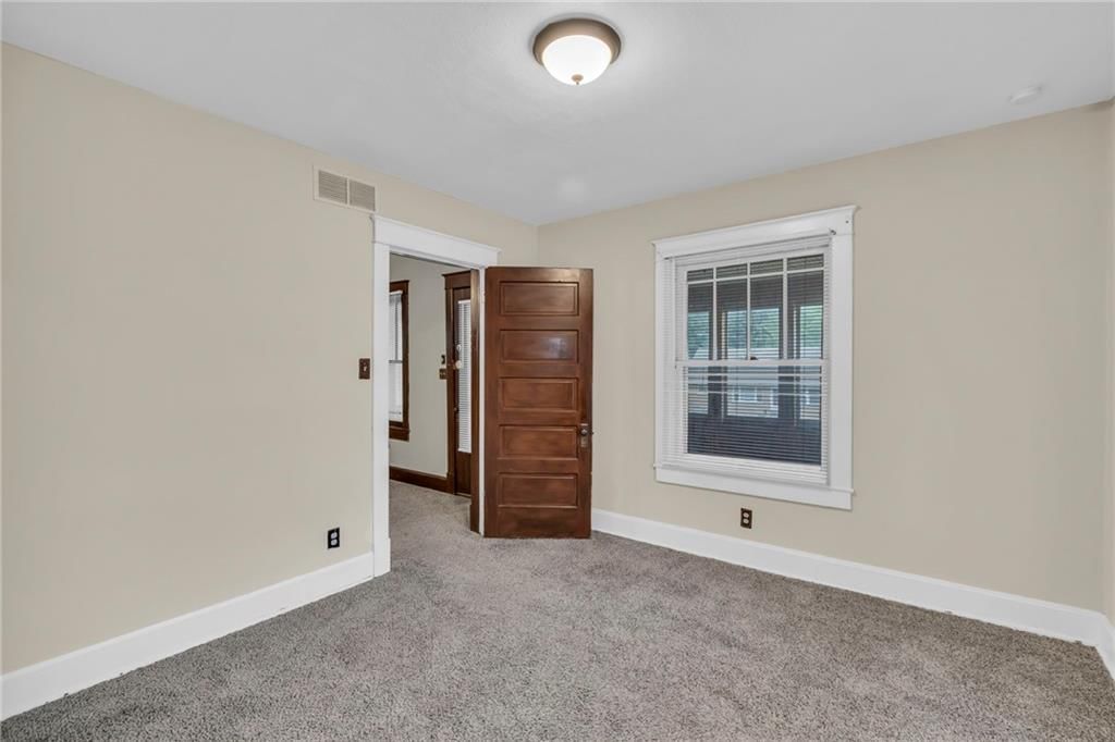 1403 S STERLING Avenue — photo 14