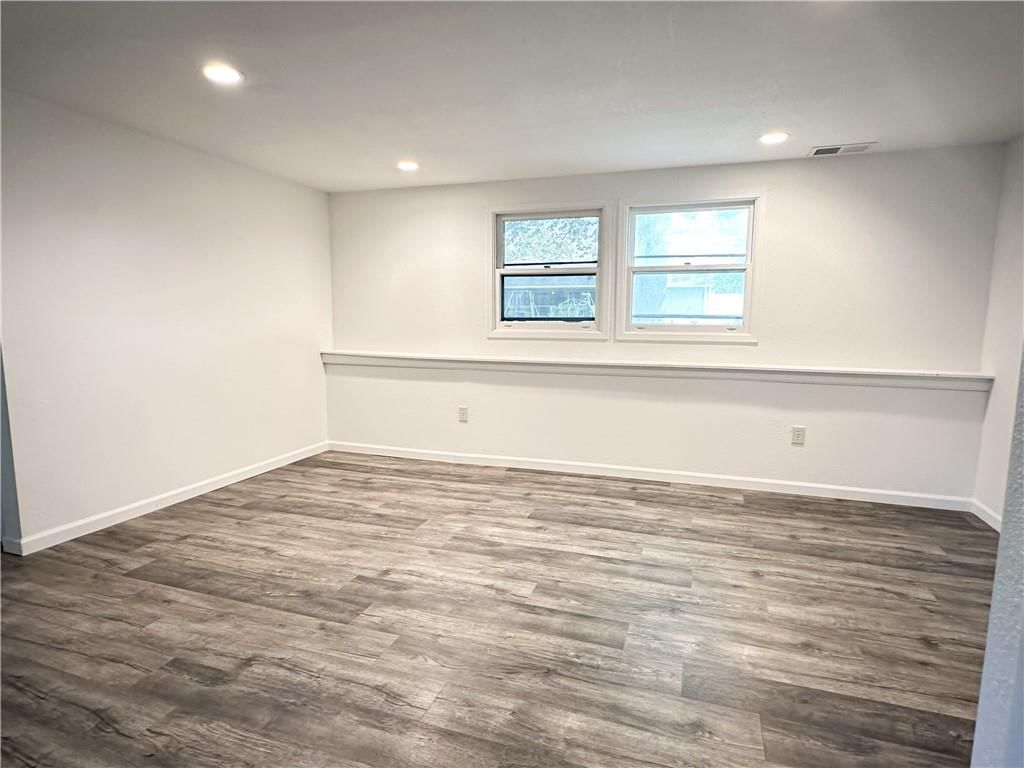 609 N Broadway Street — photo 16