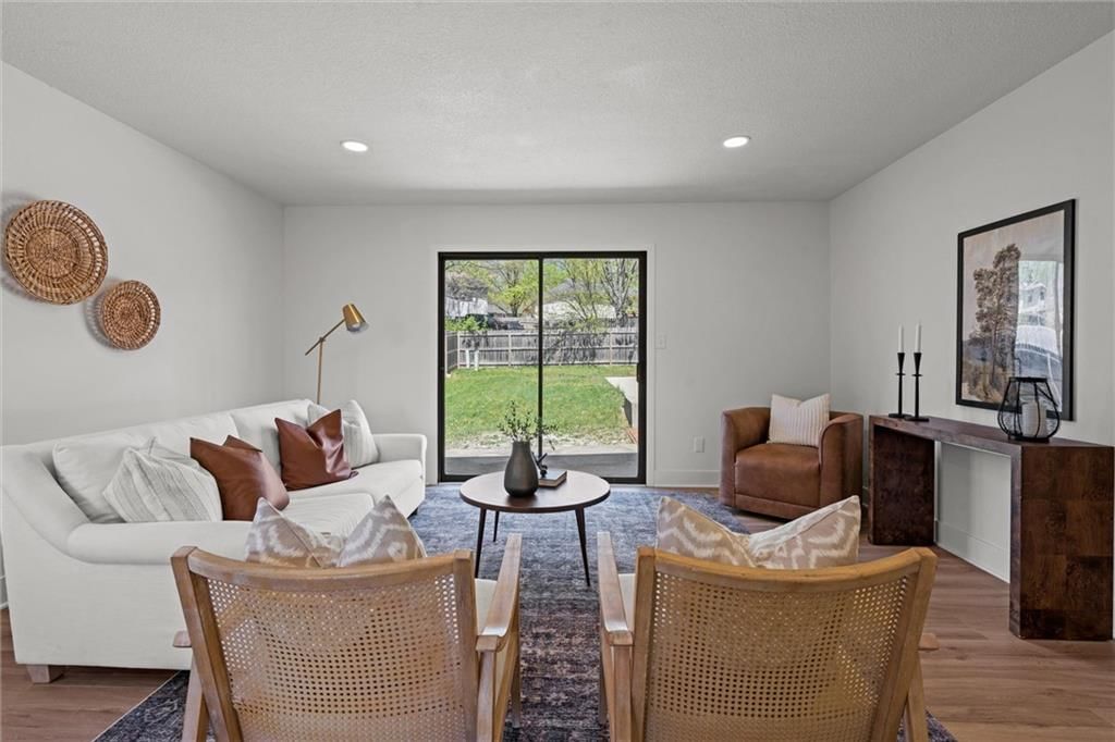 2501 NW Kingsridge Drive — photo 6