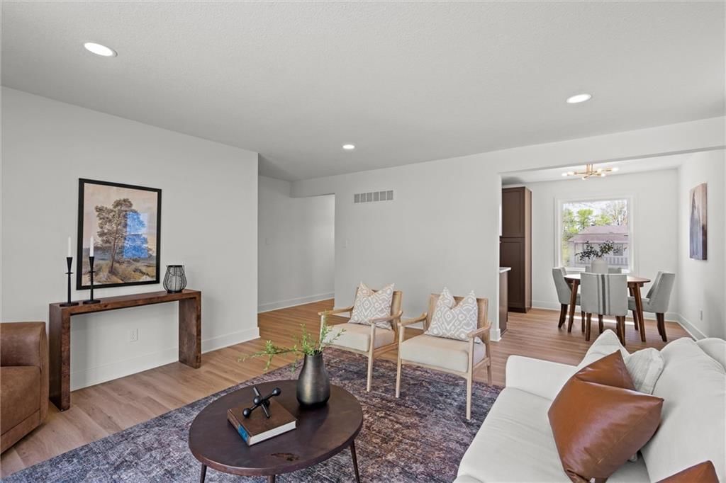 2501 NW Kingsridge Drive — photo 7