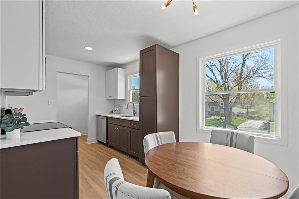 2501 NW Kingsridge Drive — photo 8