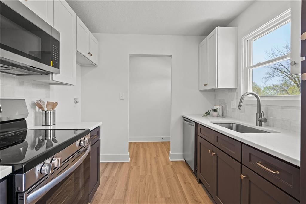 2501 NW Kingsridge Drive — photo 10