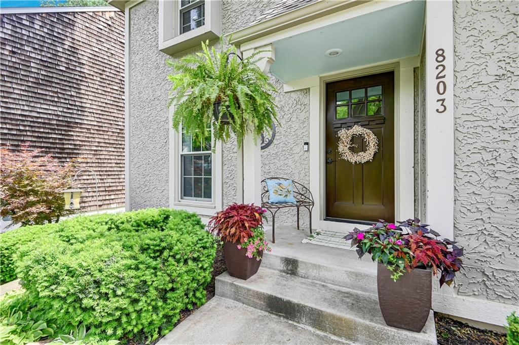 8203 Parkhill Circle — photo 4