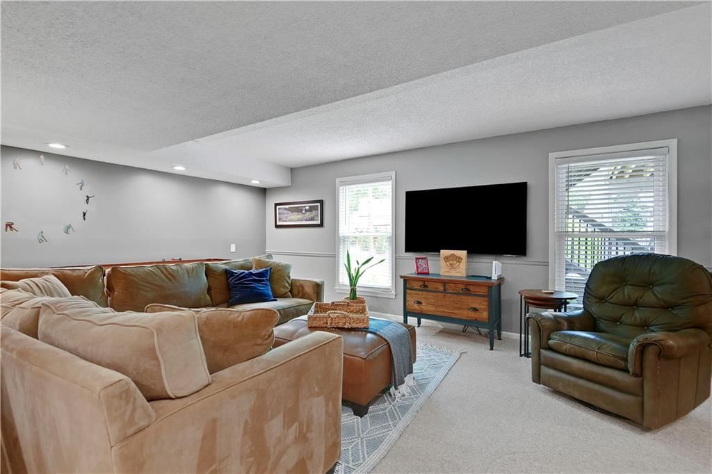 8203 Parkhill Circle — photo 34
