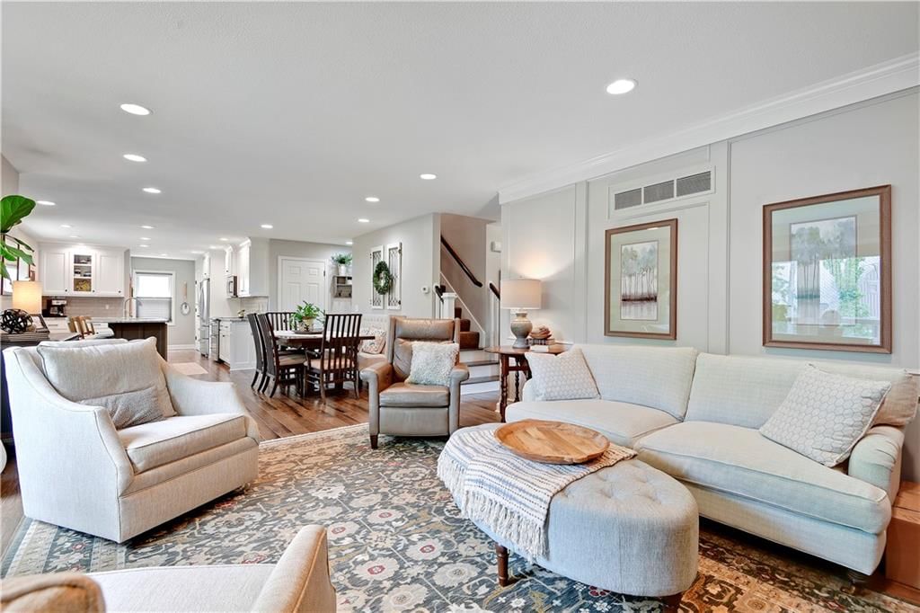 8203 Parkhill Circle — photo 5