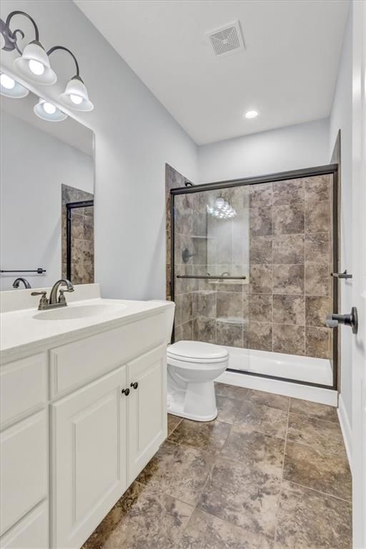 1718 NE Chapel Woods Drive — photo 19