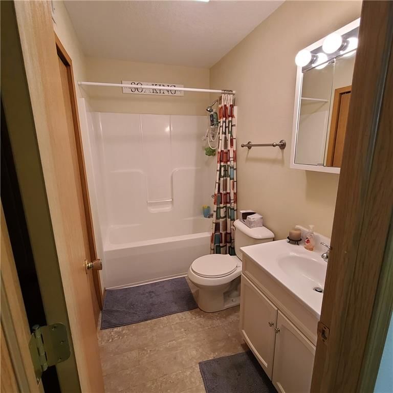 1525 DUNCAN Street — photo 16