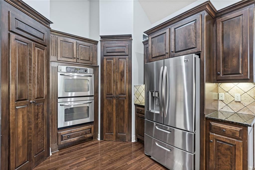 16904 S Bradley Drive — photo 8