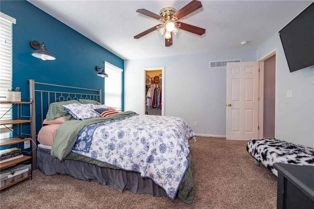 8601 England Street — photo 35
