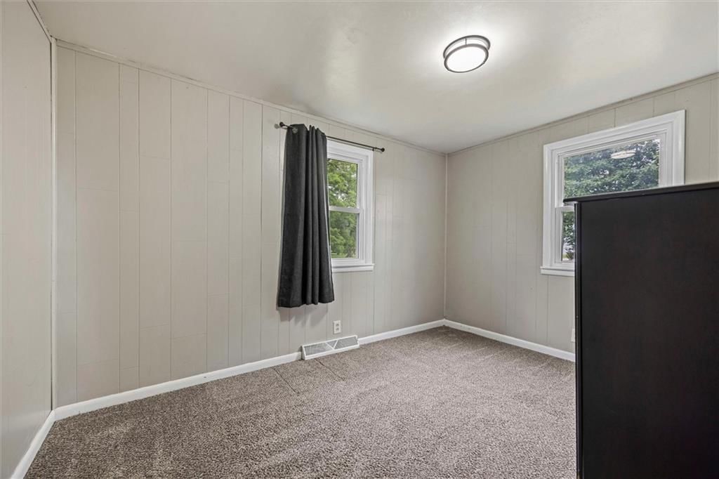 301 E 3rd Street — photo 18