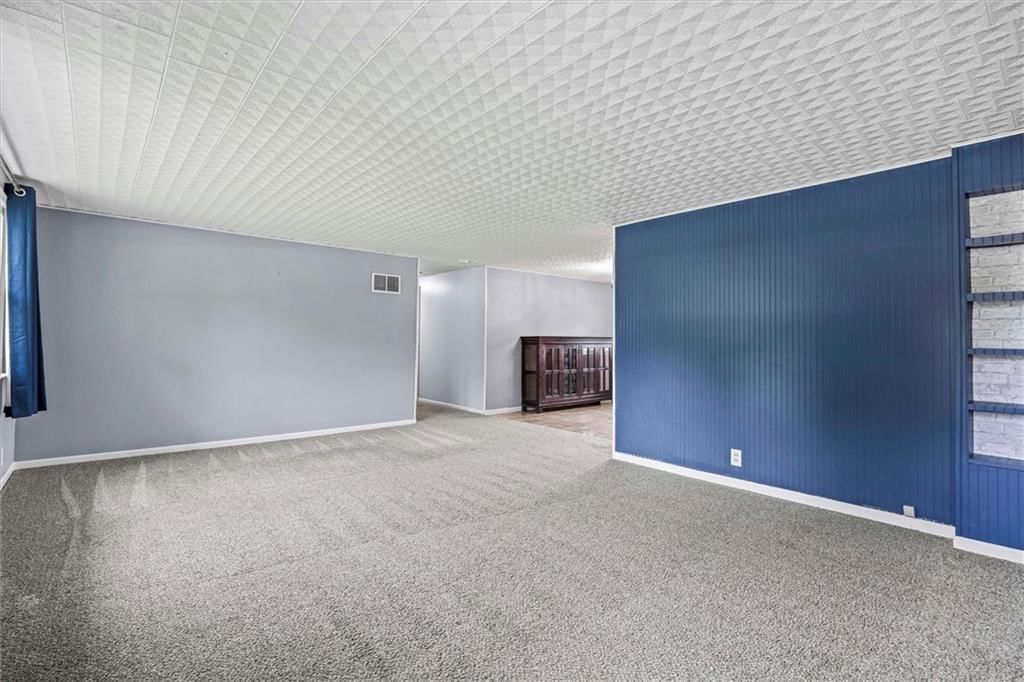 301 E 3rd Street — photo 5