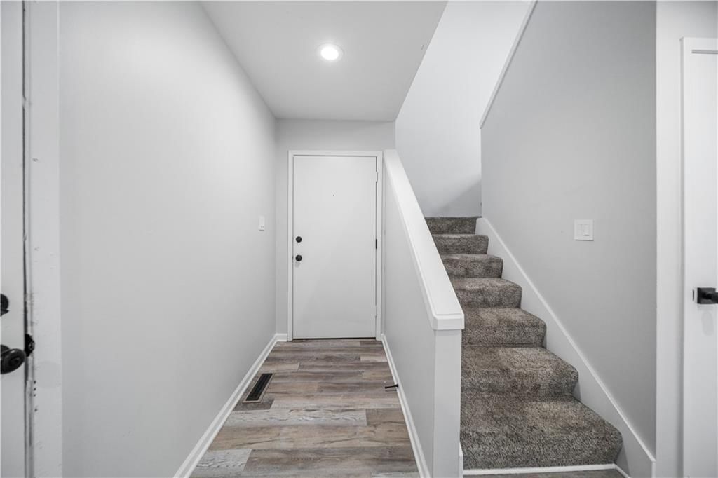 12904 W 67th Street — photo 7