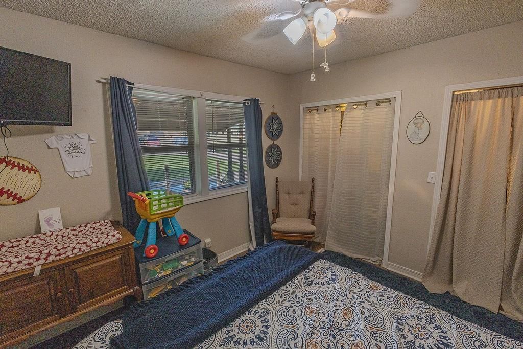 3005 W 8th Street — photo 13