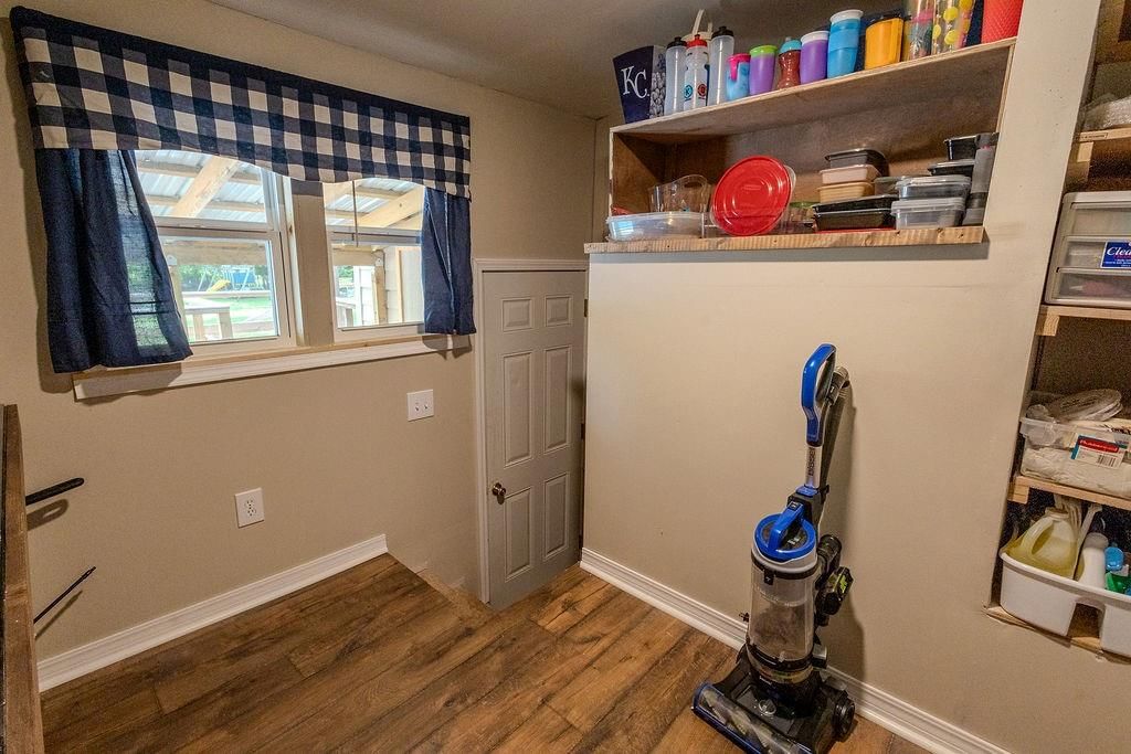3005 W 8th Street — photo 30