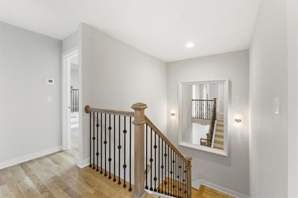 5746 N Revere Avenue — photo 41